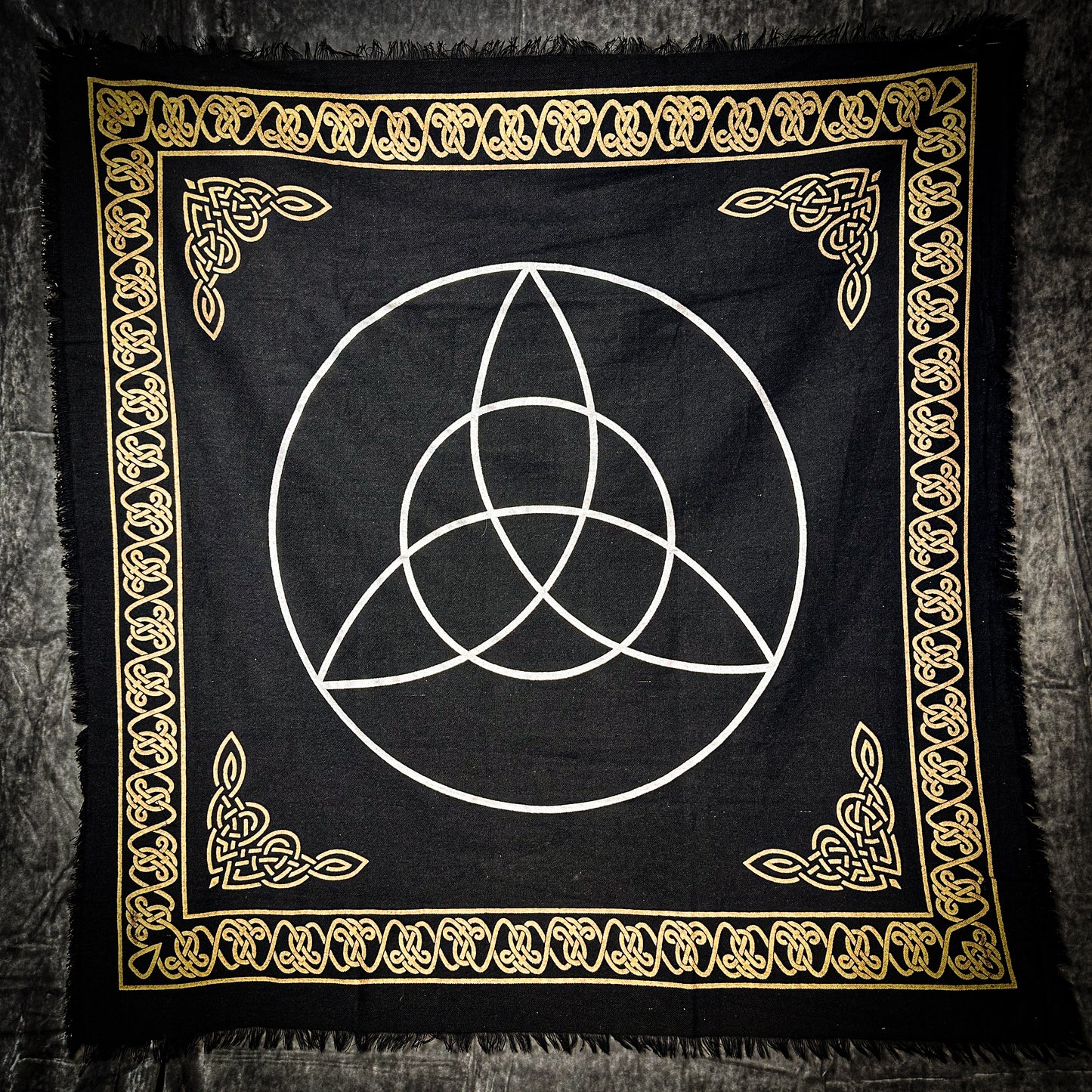 Triquetra Charm Casting Cloth