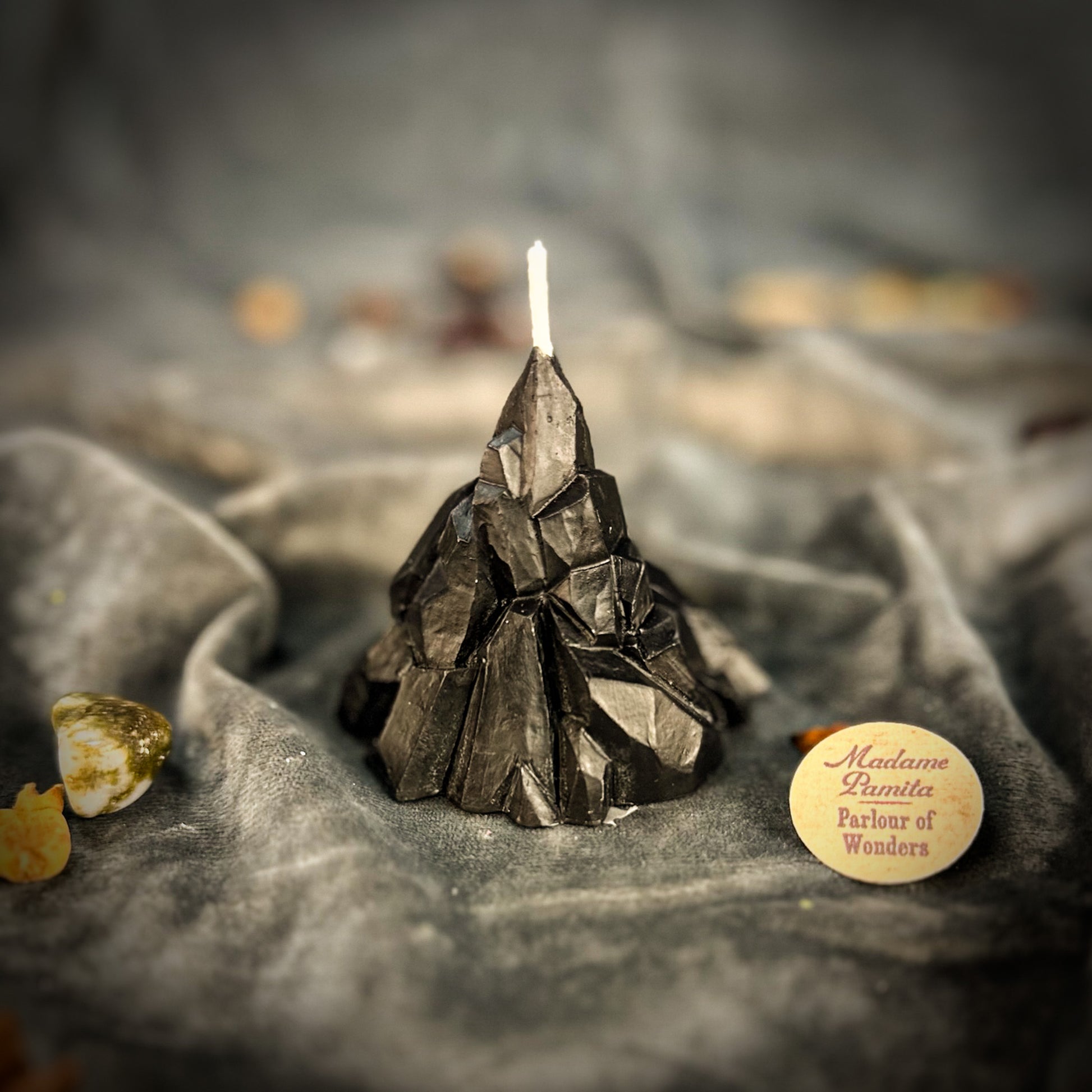 Mountain Spell Candle Black