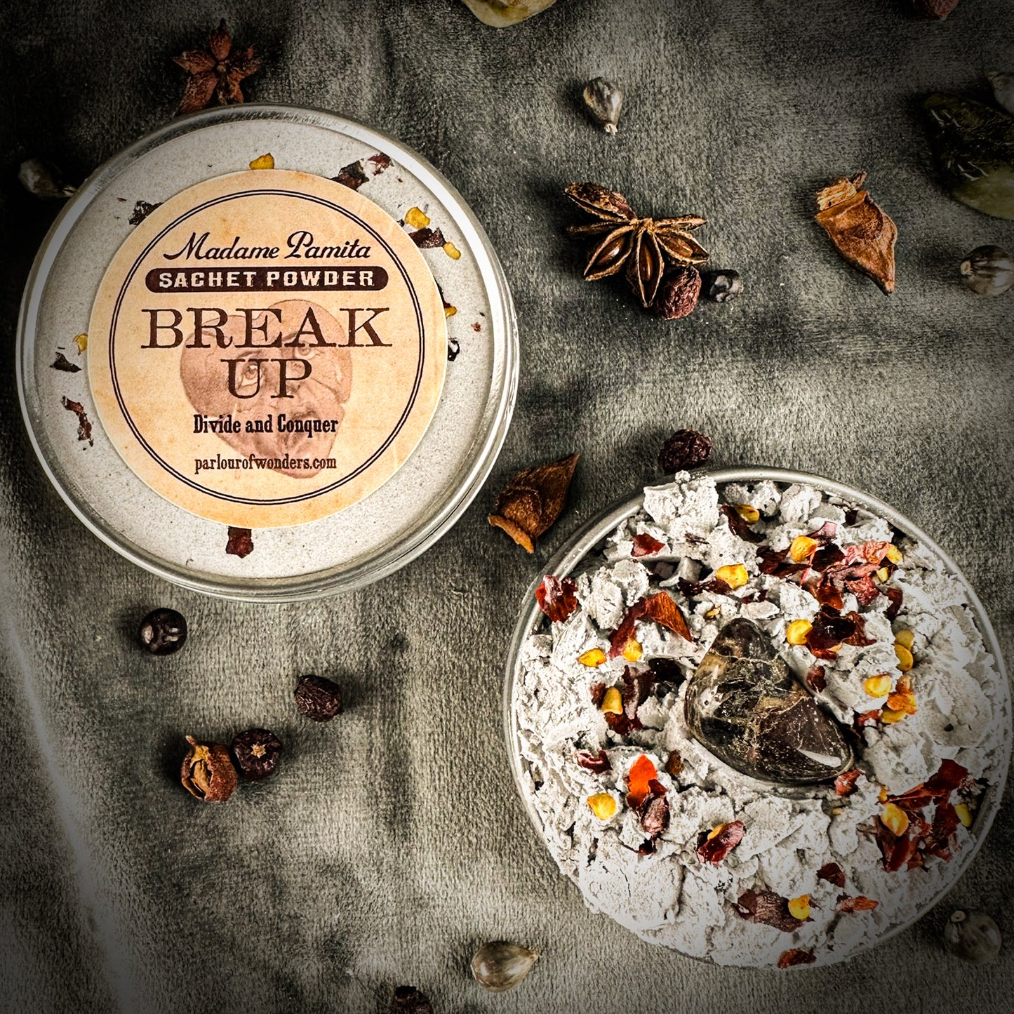 Break Up Sachet Powder by Madame Pamita