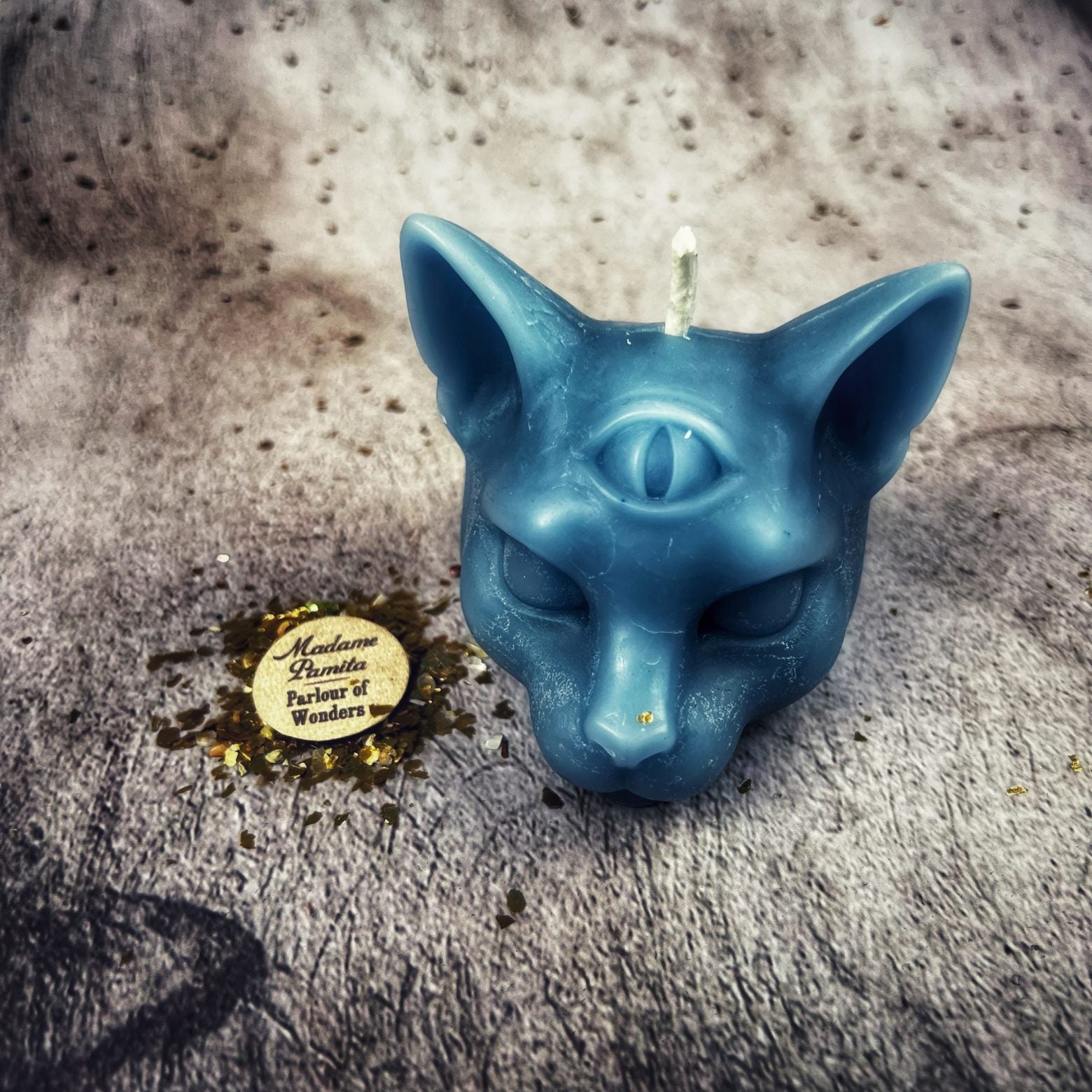 Beeswax Psychic Cat Candle