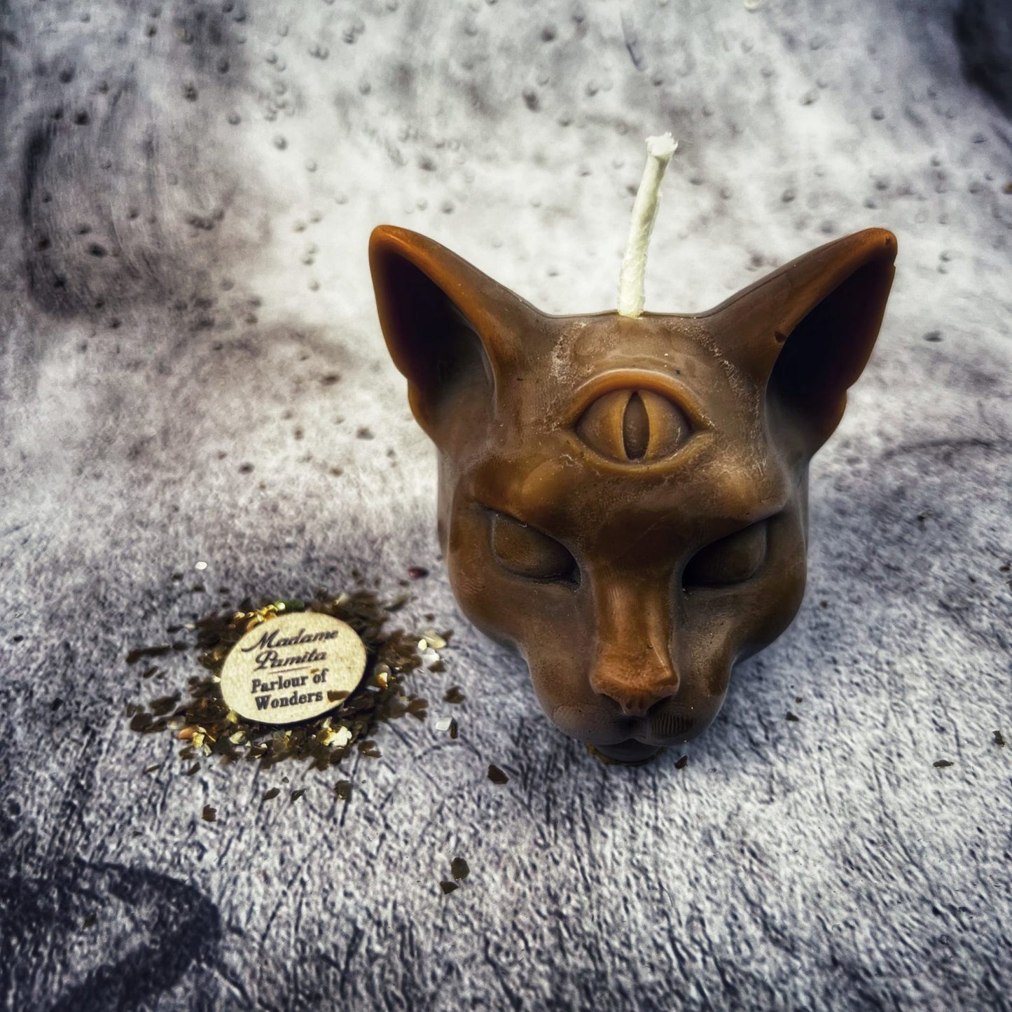 Beeswax Psychic Cat Candle