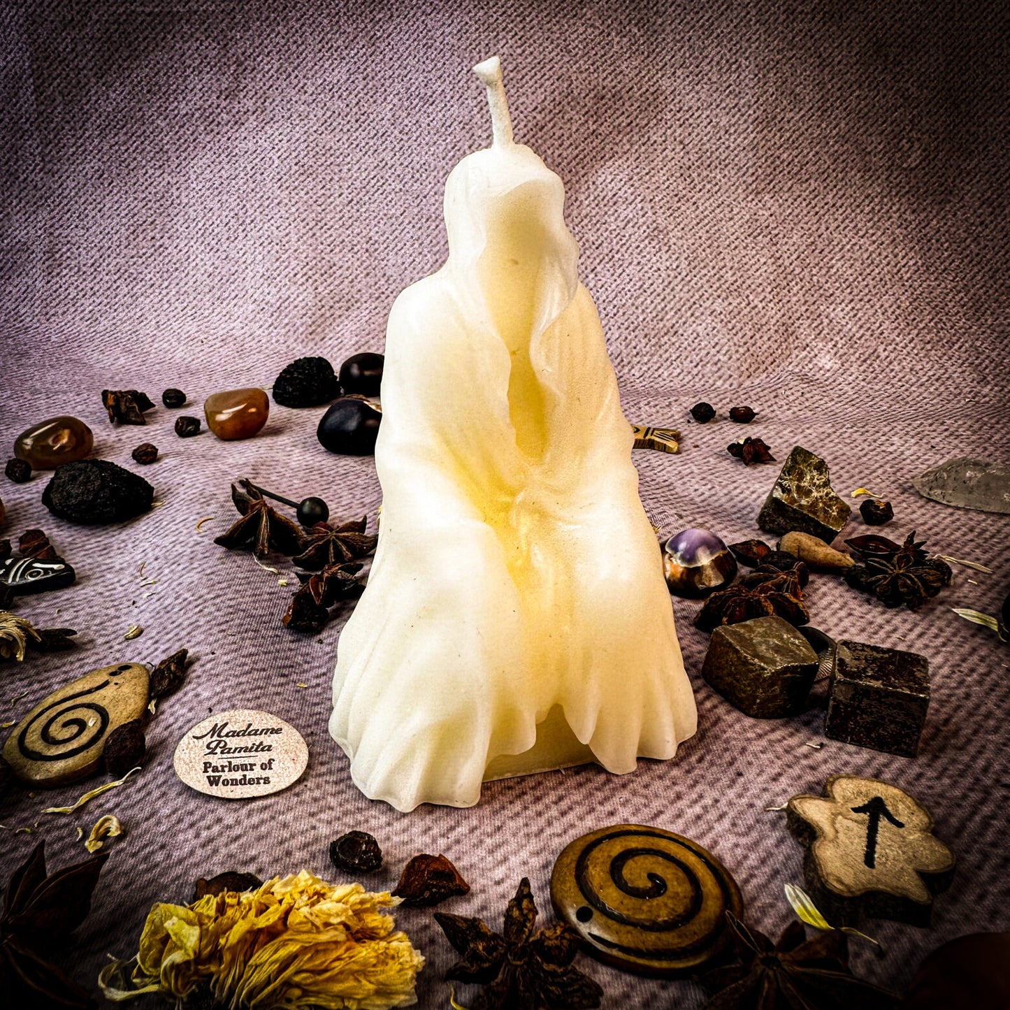 Beeswax Seer Spirit Candle