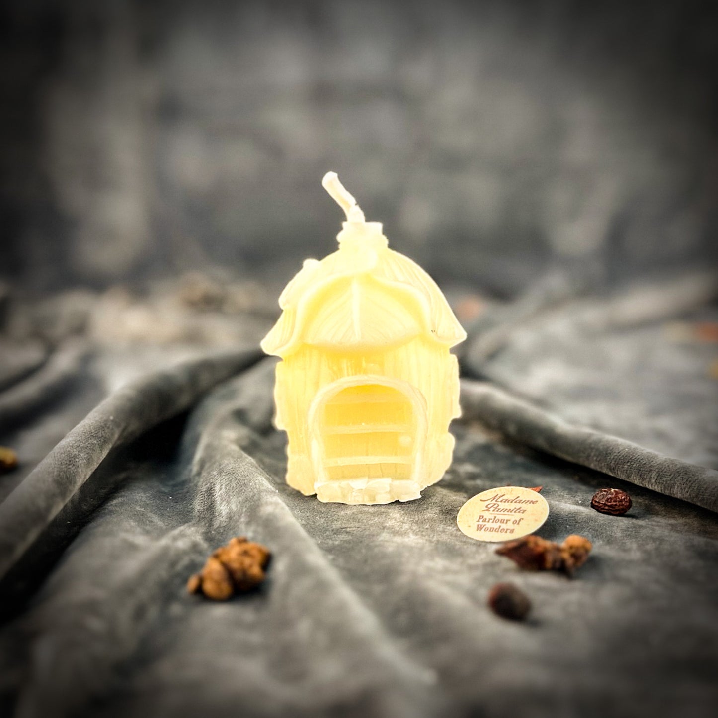 White Abundance Fairy Hut 