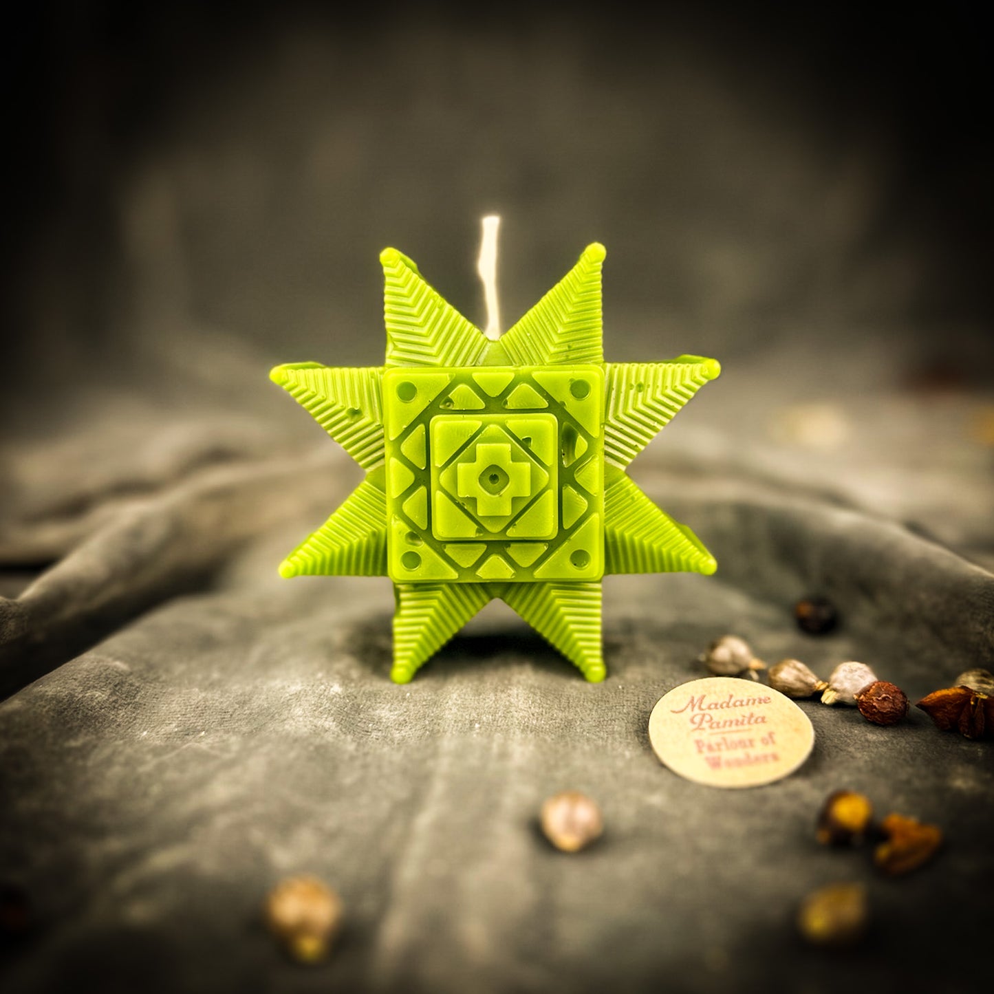 Green Ruzha Sunburst Spell Candle