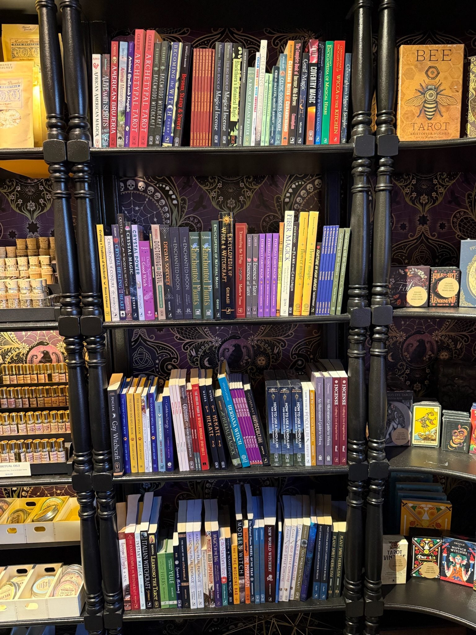 Books, Tarot & Oracle